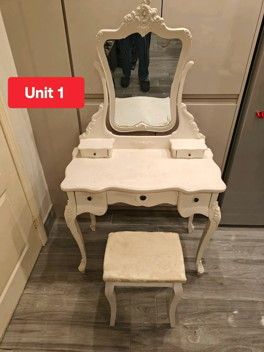 2 x Dressing tables - Image 1