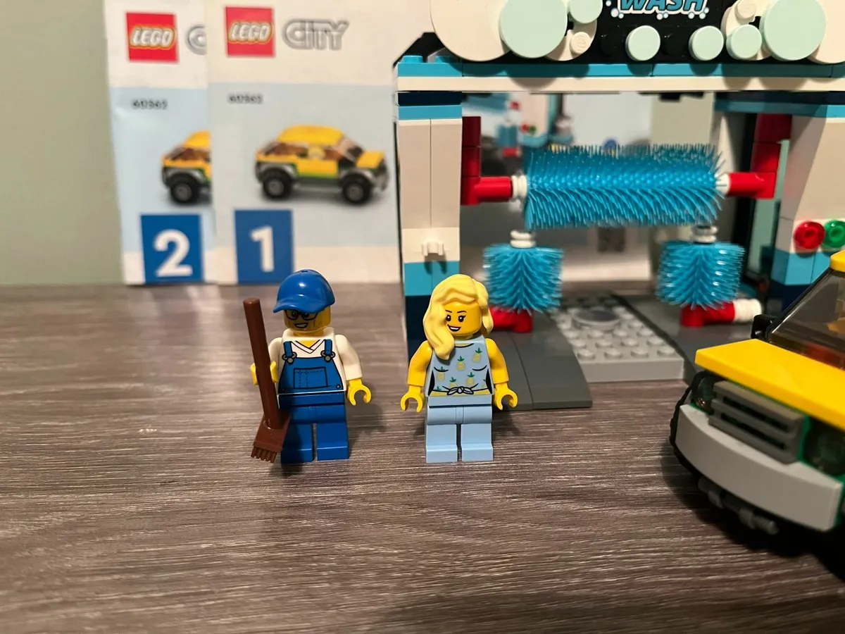 Lego City Car Wash (60362) - Image 2