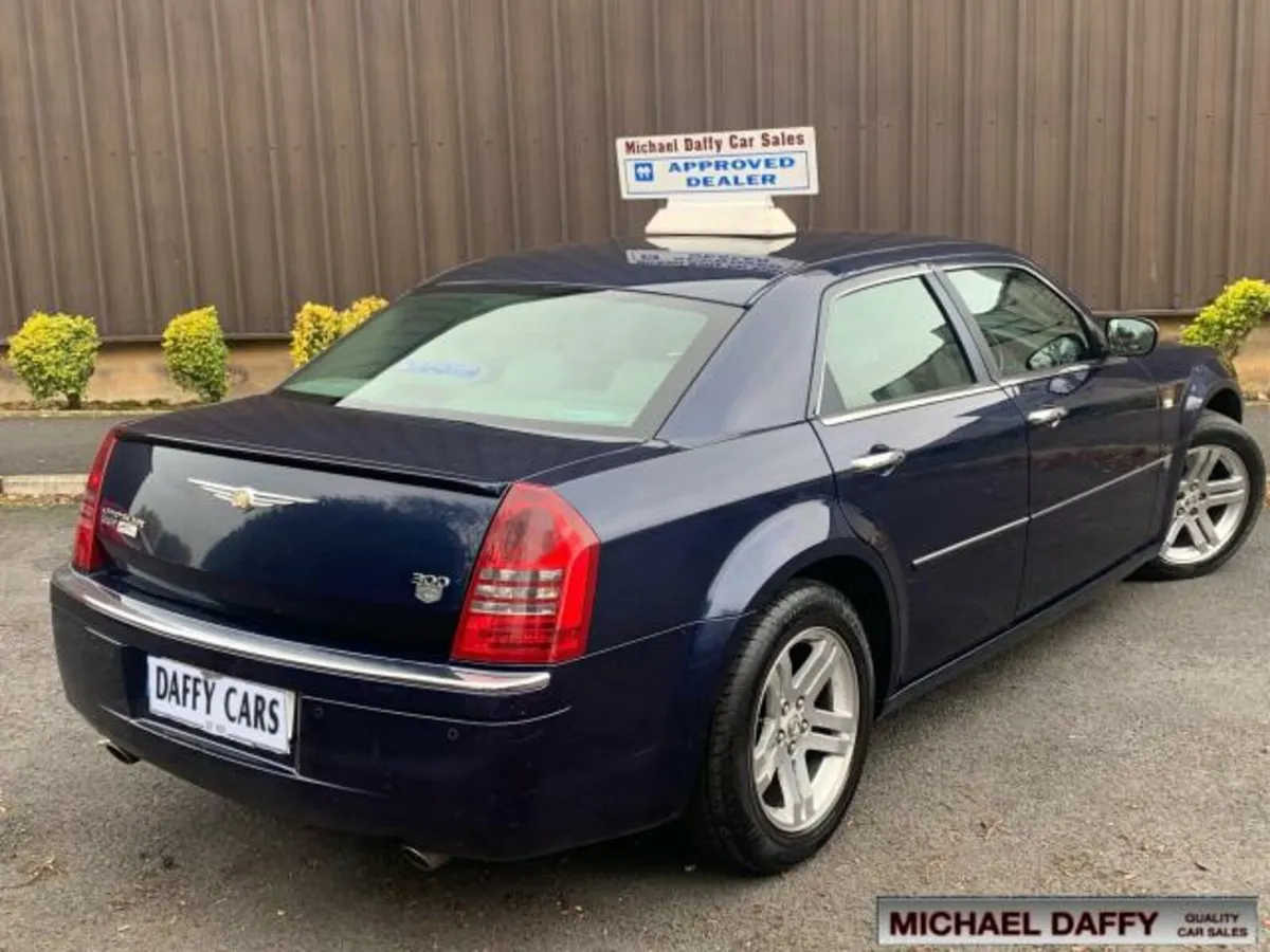 Chrysler 300C LE300C 3.0L 4DR 3.0 - Image 4