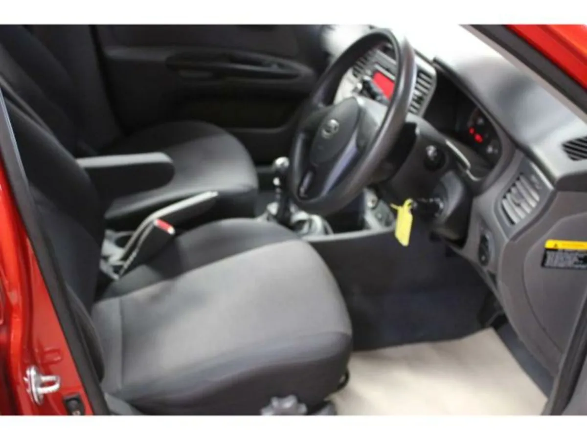 Kia Rio 1.5 EX Diesel LOW MILEAGE EXAMPLE // NCT 0 - Image 3