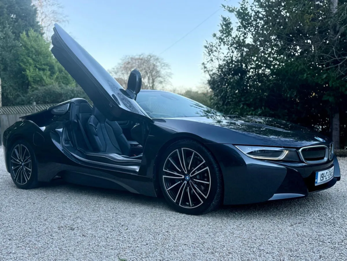 BMW i8 ROADSTER *F.BMW.SH….BMW Warranty* - Image 3