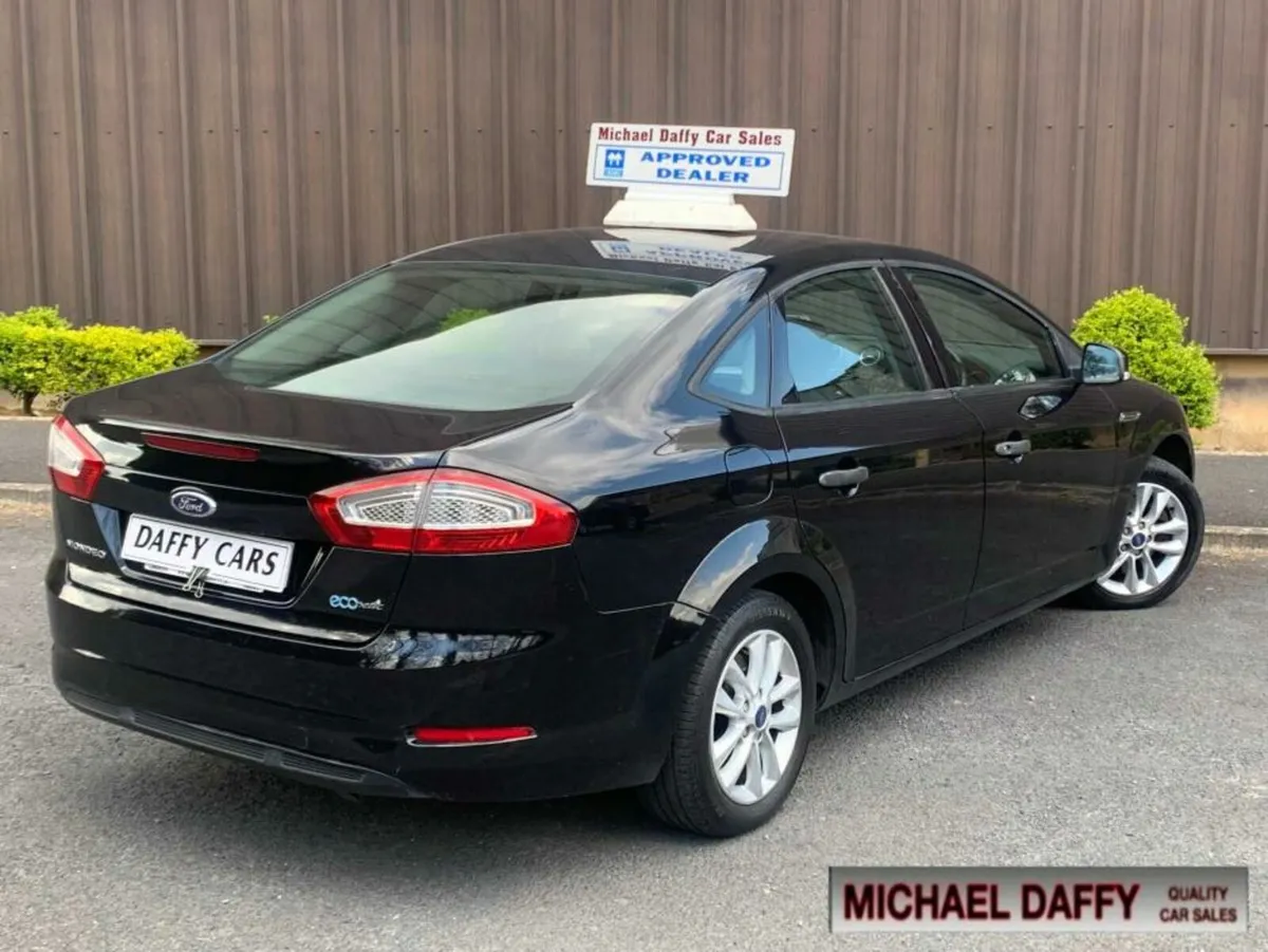 Ford Mondeo STYLE 1.6 TDCI 115PS 4DR - Image 3