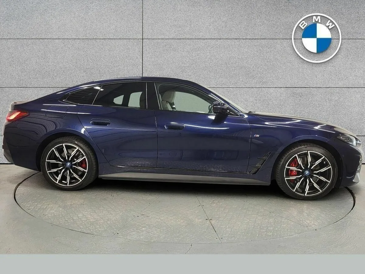 BMW i4 eDrive40 M Sport - Image 4