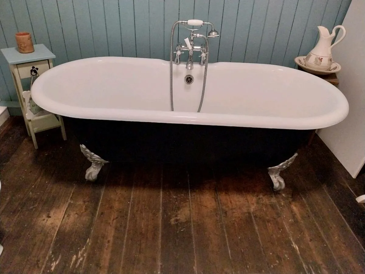 Cast Iron bath - Image 3