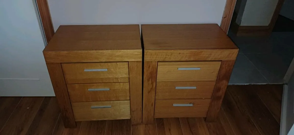 2 sturdy bedside lockers - Image 1