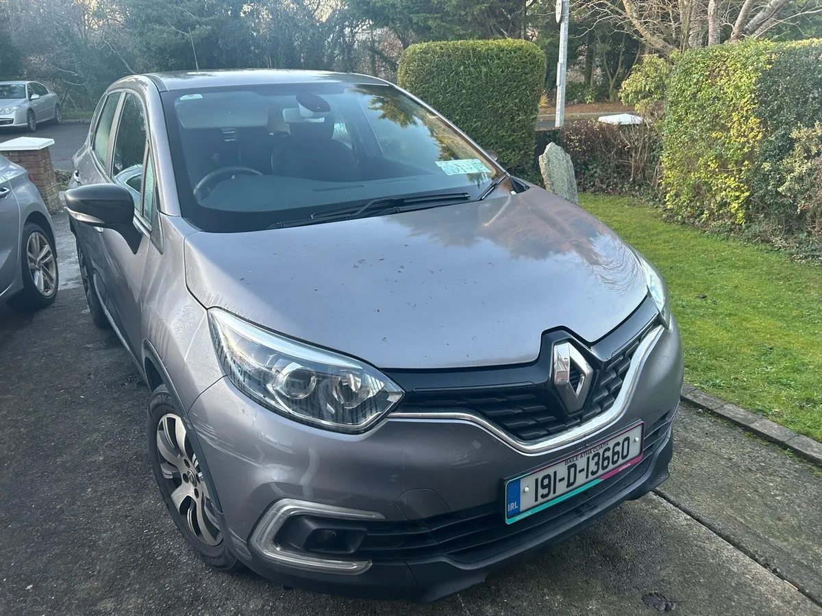 RENAULT CAPTUR MANUAL PLAY DCI 90 MY18 5DR - Image 2
