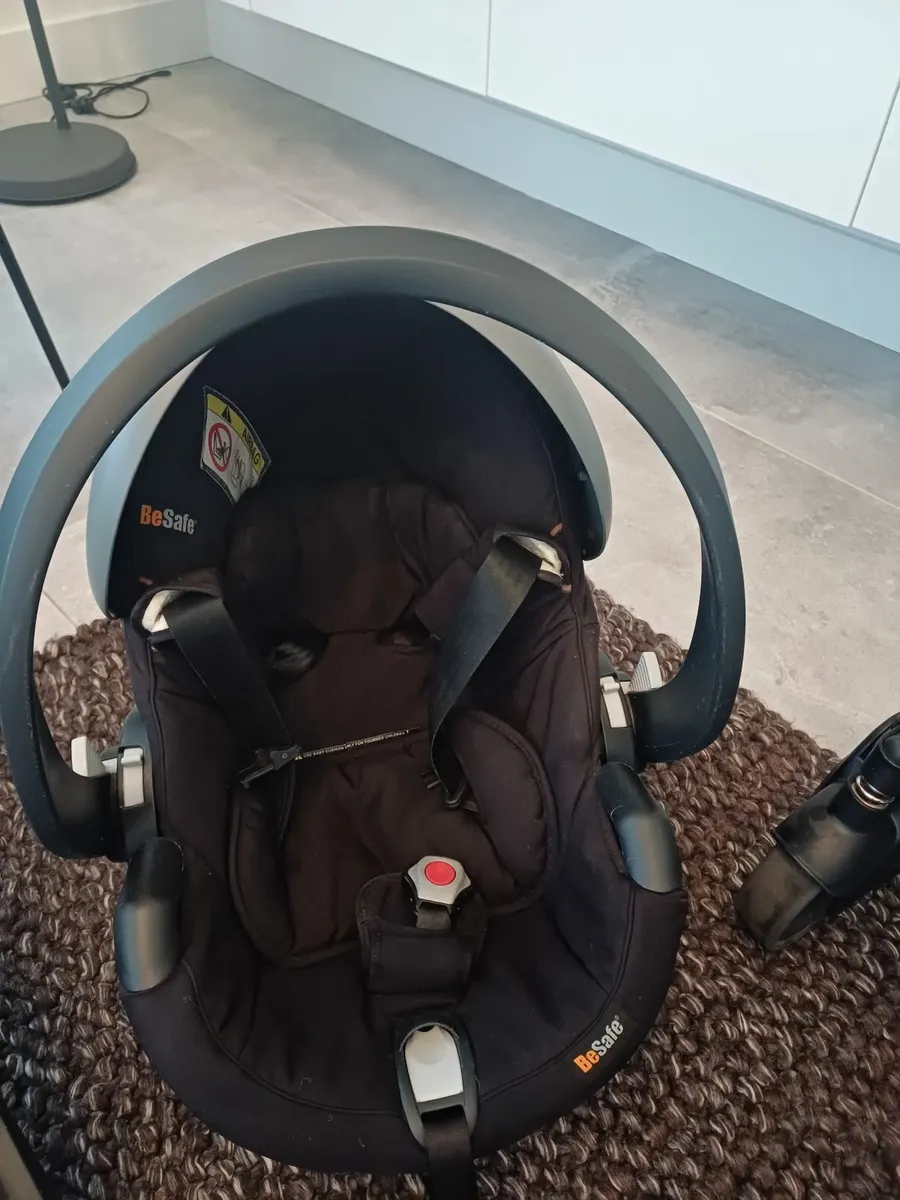 I candy peach full travel system and car seat - Image 1