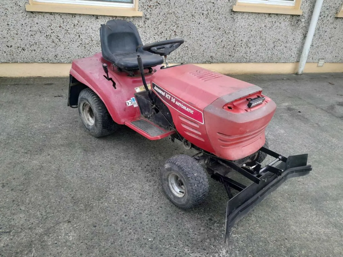 Ride On Scraper - Image 1