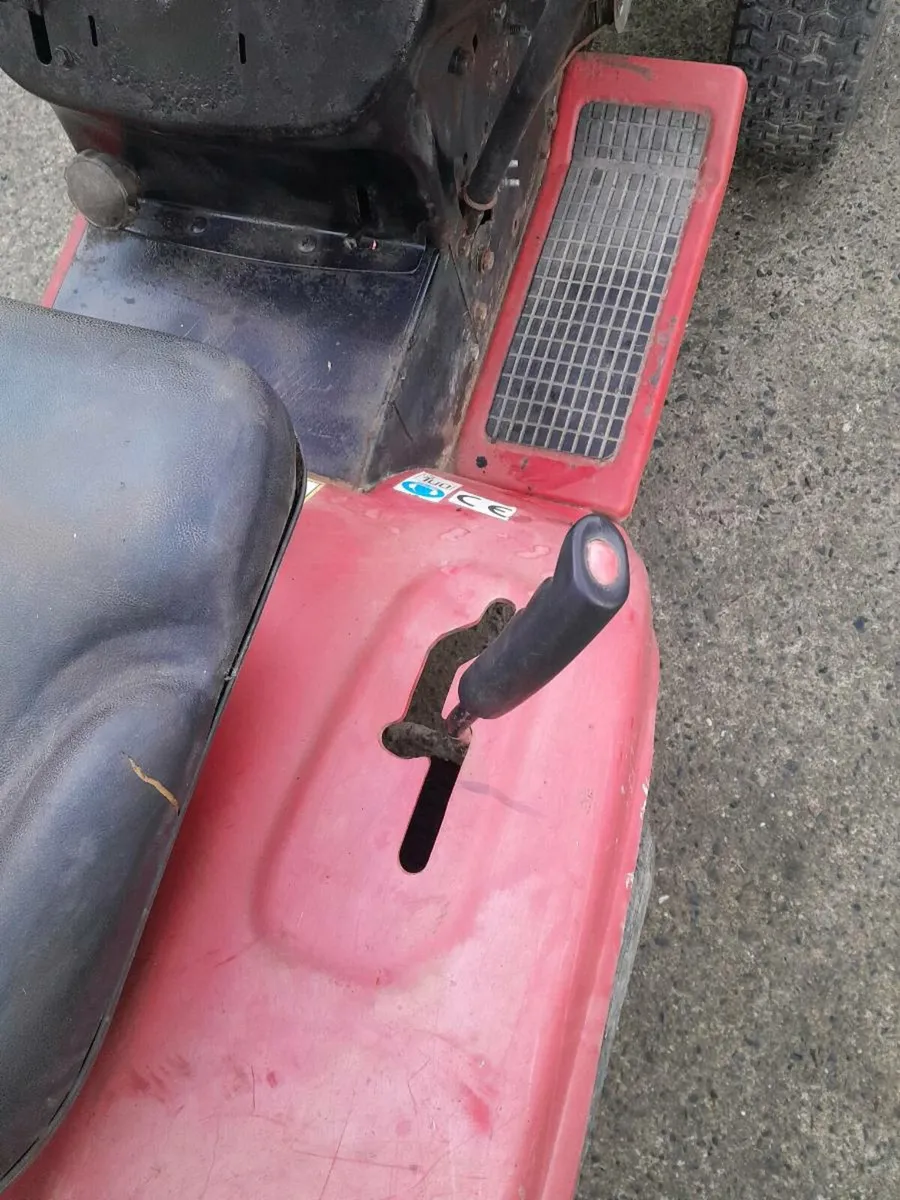 Ride On Scraper - Image 3