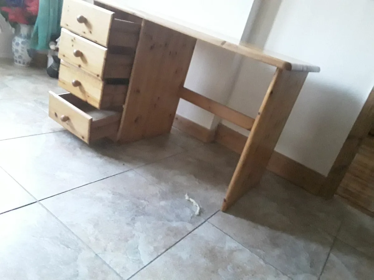 Solid pine very heavy writing desk 4 drawers - Image 3