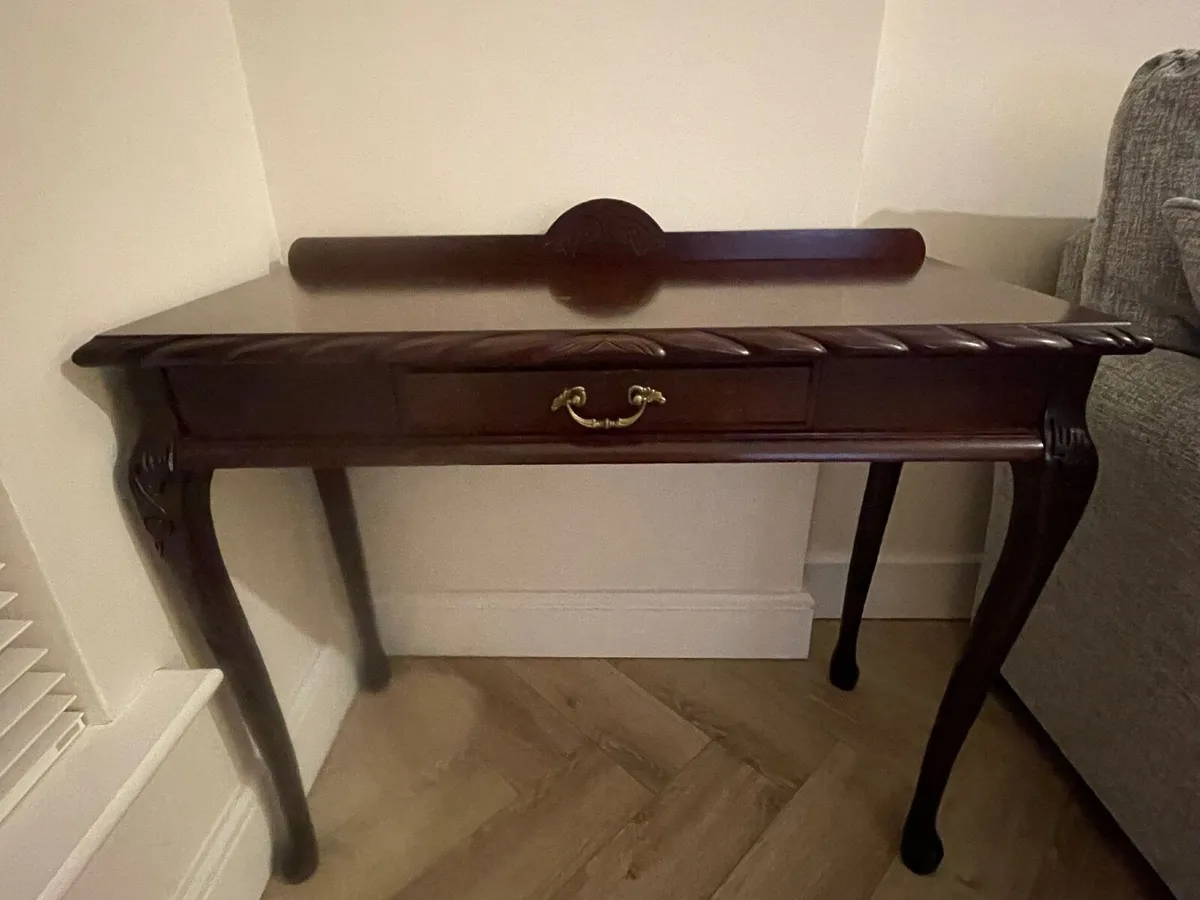 Mahogany Hall table - Image 1