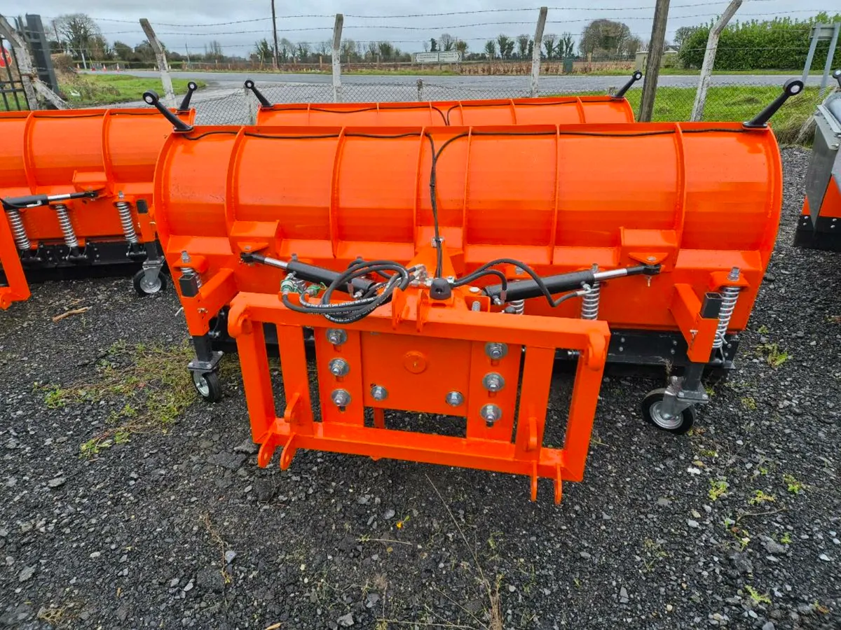 Snow ploughs - Image 2