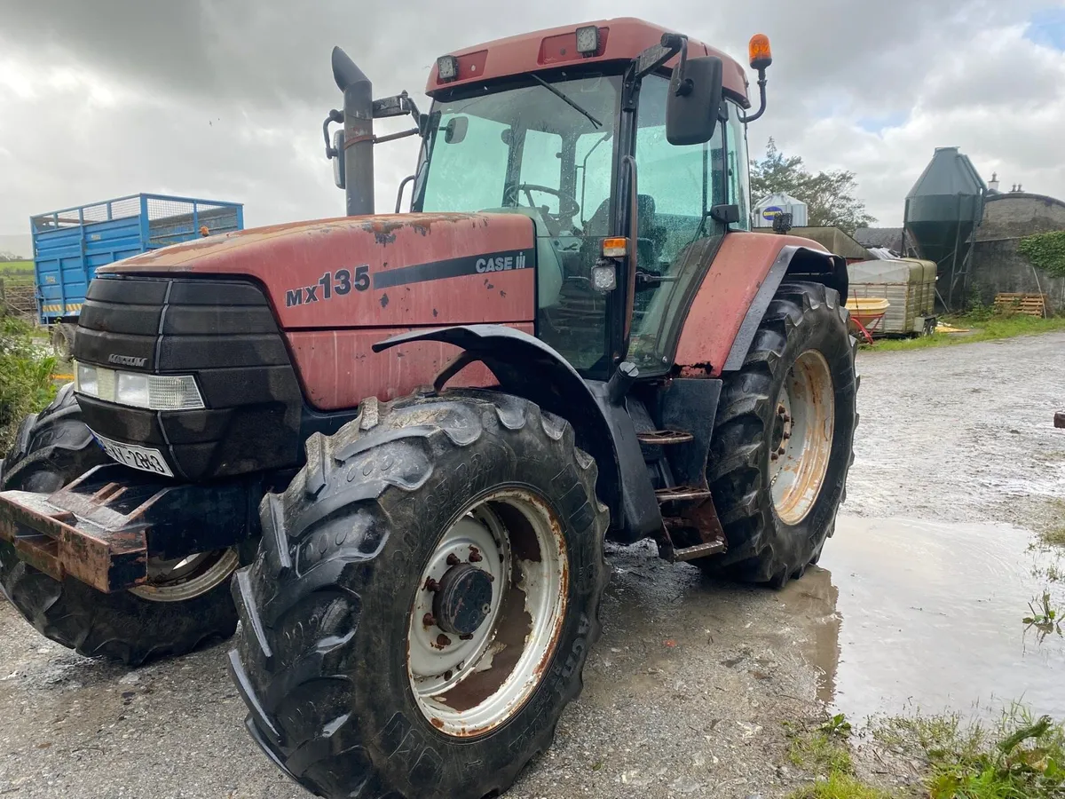 Case mx 135 - Image 2