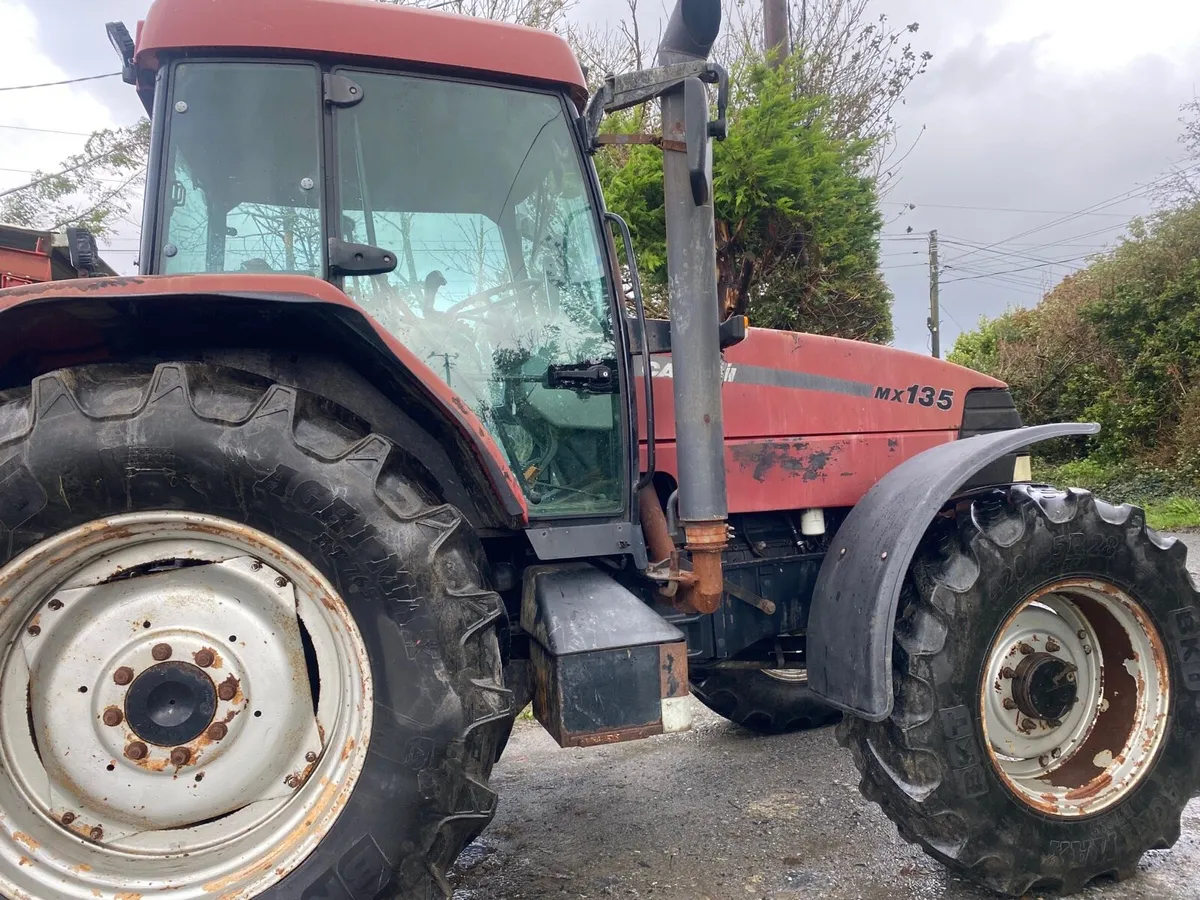 Case mx 135 - Image 3