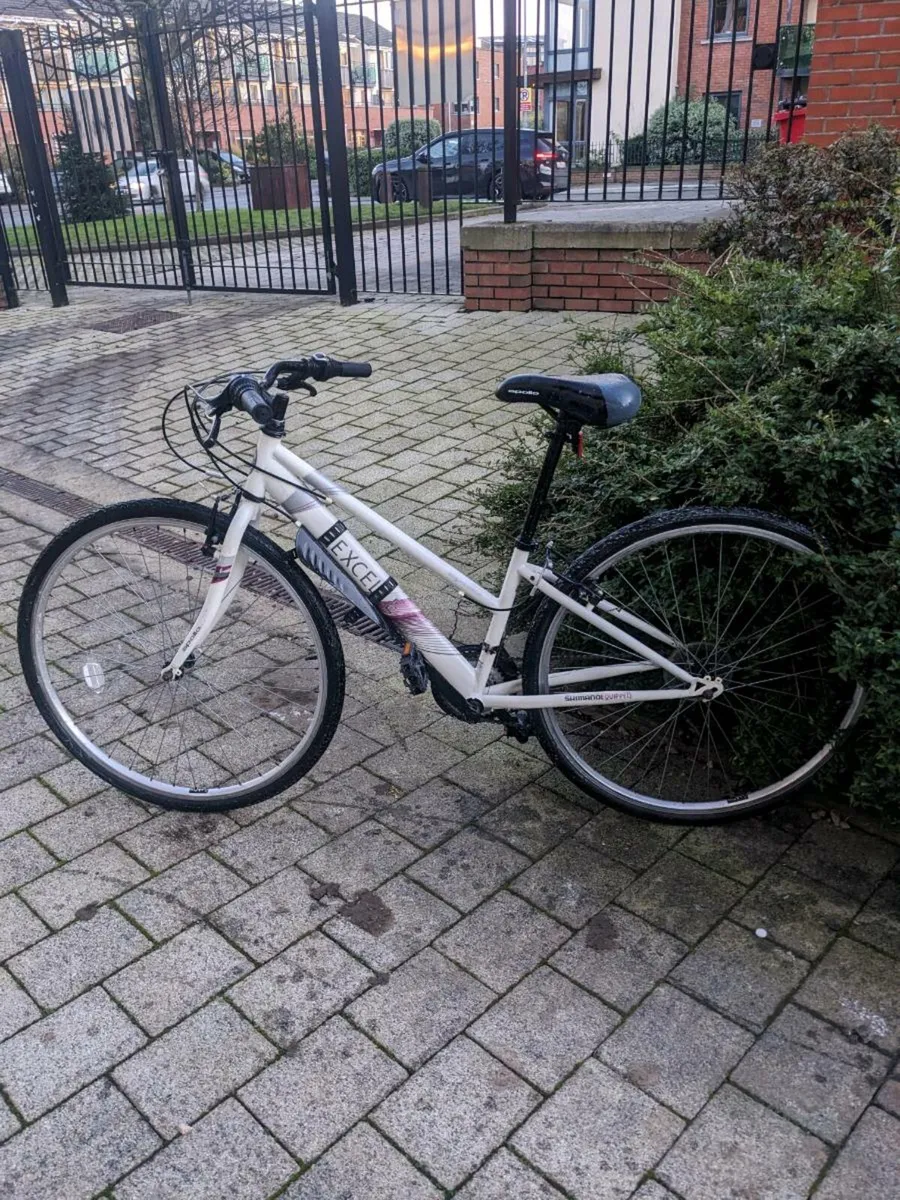 Apollo excell Bike - Image 1