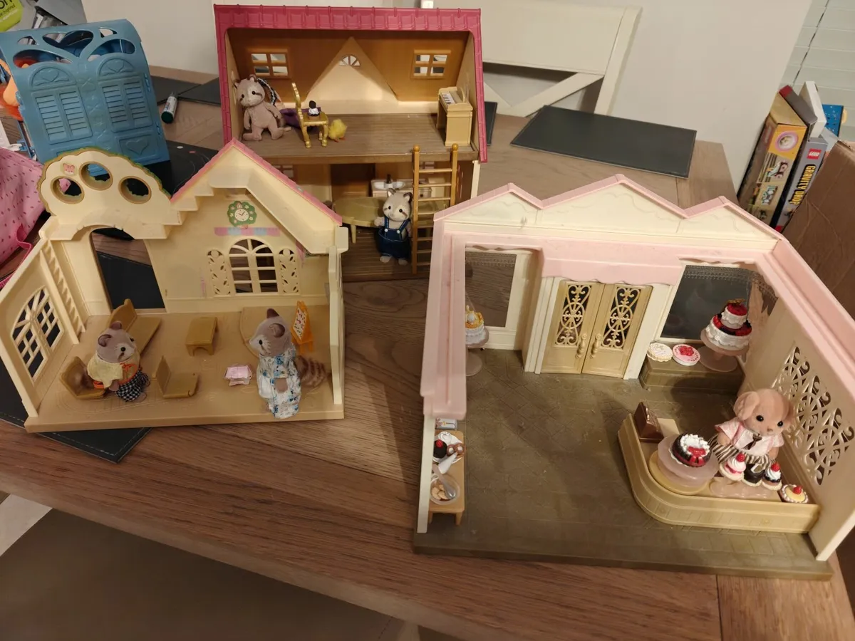 Sylvanian Families sets - Image 1