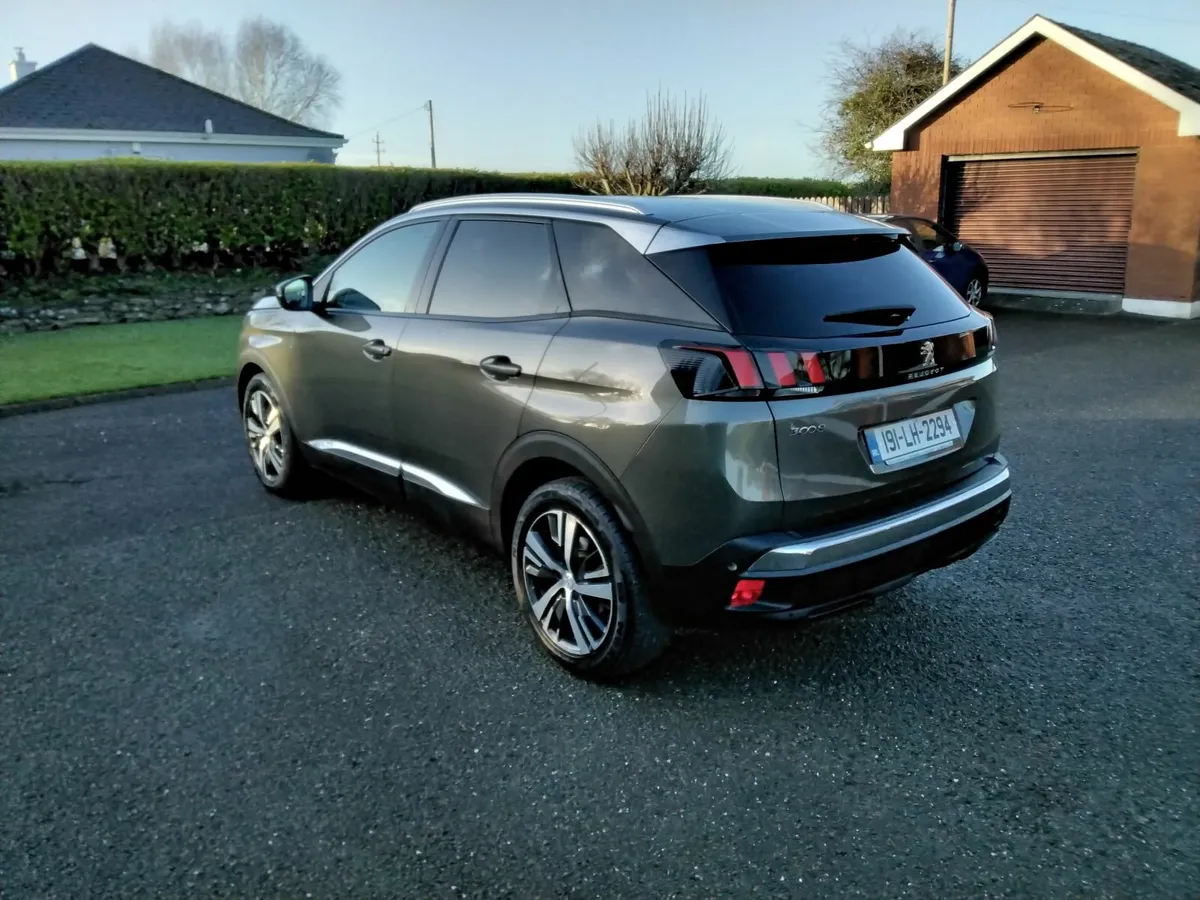 2019 Peugeot 3008 Automatic Diesel Low Klms - Image 4