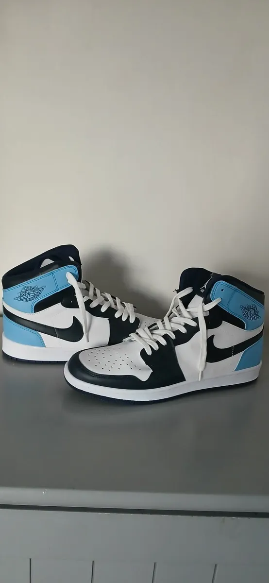 Nike Trainers - Image 4