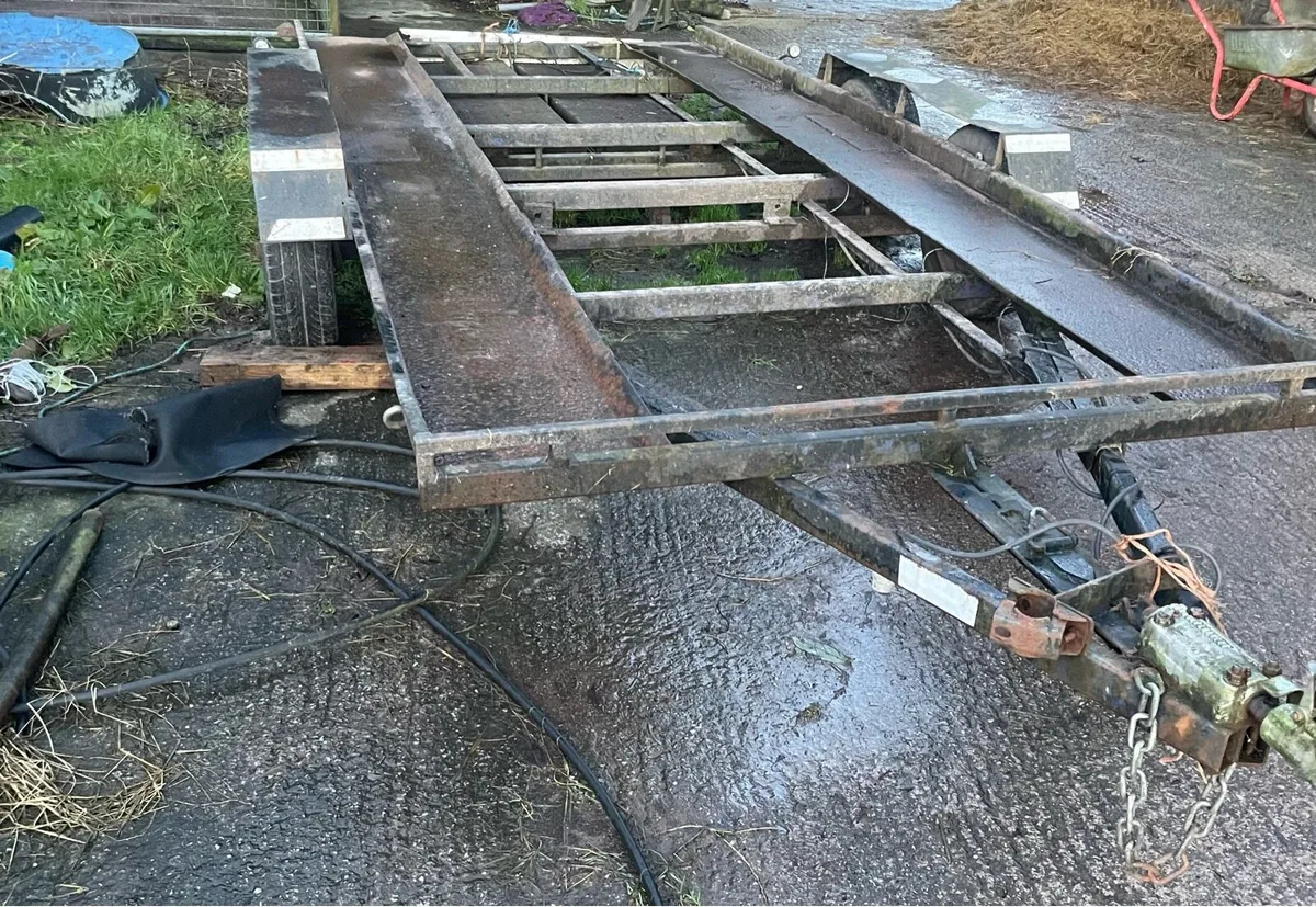 Car transporter - Image 1