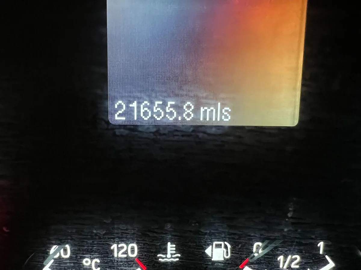 Ford Transit 2.0 350 EcoBlue Leader Dropside - Image 3