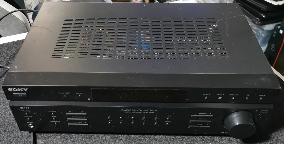 SONY FM Stereo/FM-AM Receiver STR-DE197 - Image 1