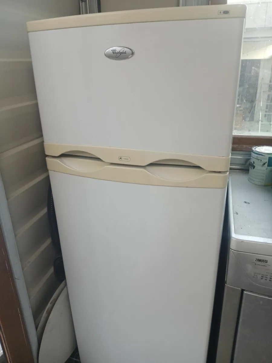 Fridge freezer - Image 4