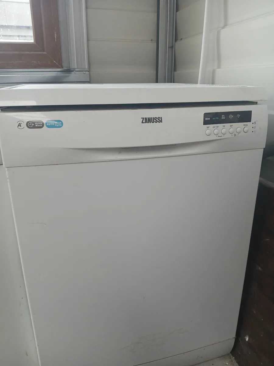 Dishwasher - Image 1