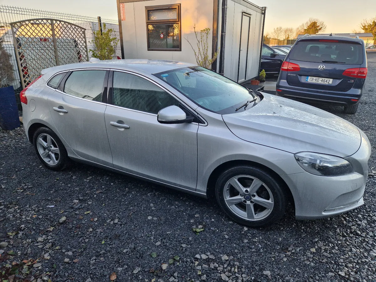 2013 Volvo V40 1.6 D2 NCT 11/26 - Image 4