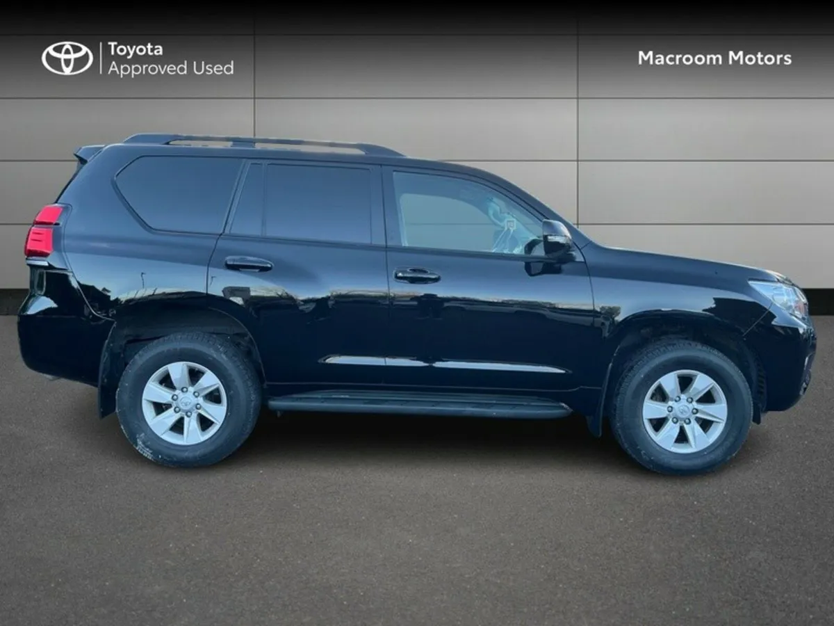 Toyota Land Cruiser FRESH SELECTION OF TRADE-INS L - Image 3