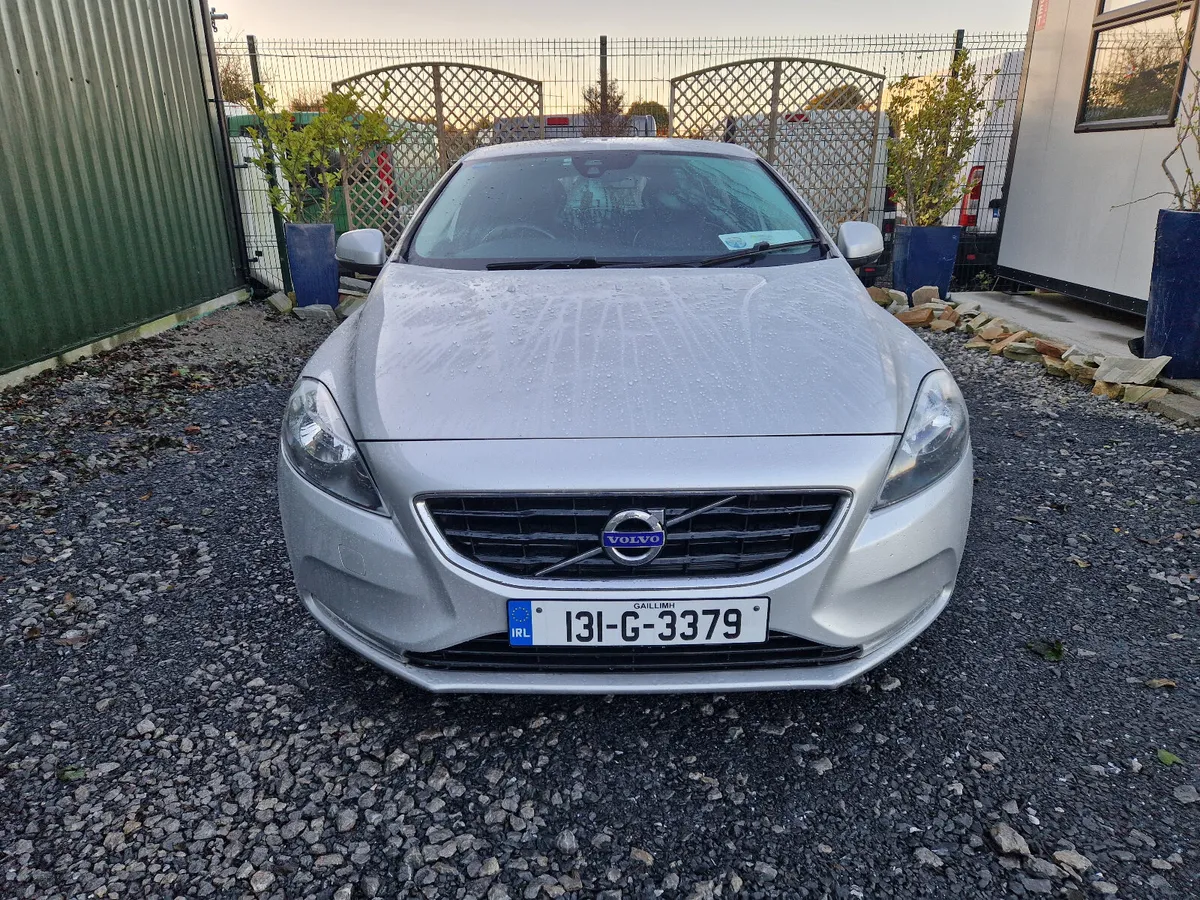 2013 Volvo V40 1.6 D2 NCT 11/26 - Image 2