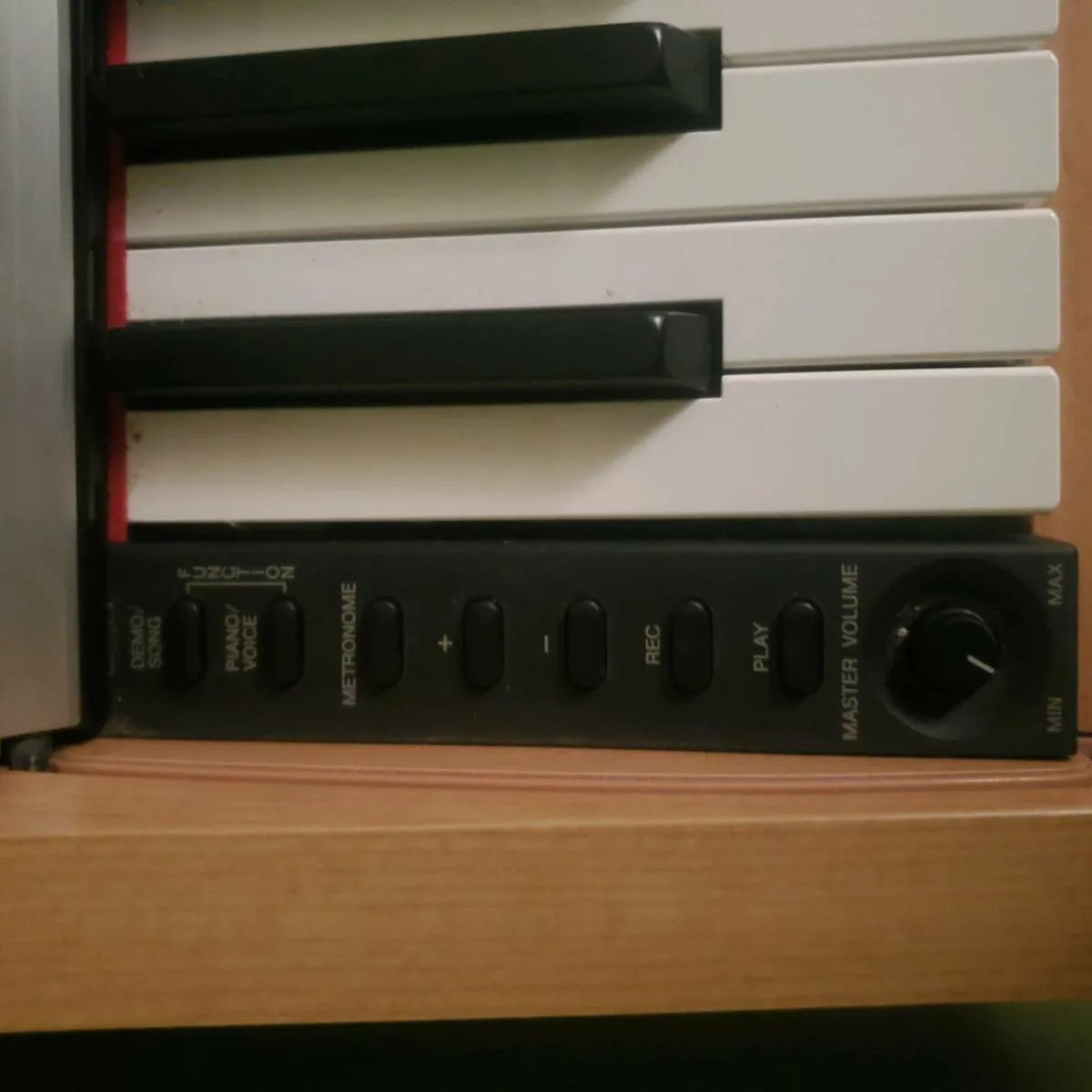 Yamaha YDP-140 with stool - Image 3