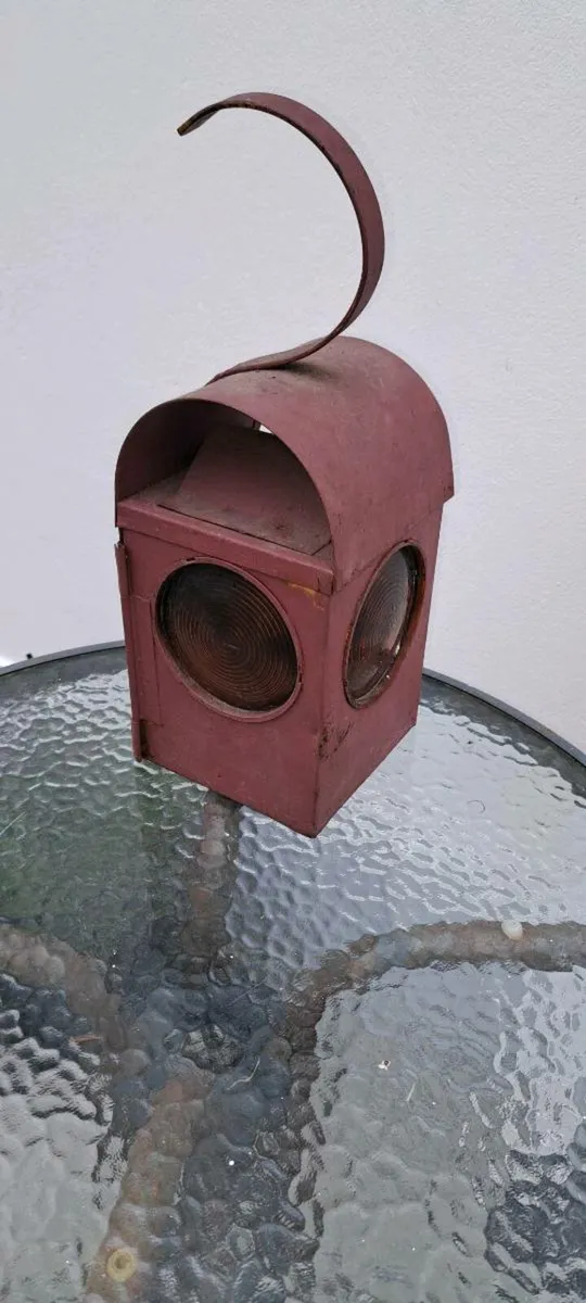 Old irish  concill lamp - Image 2