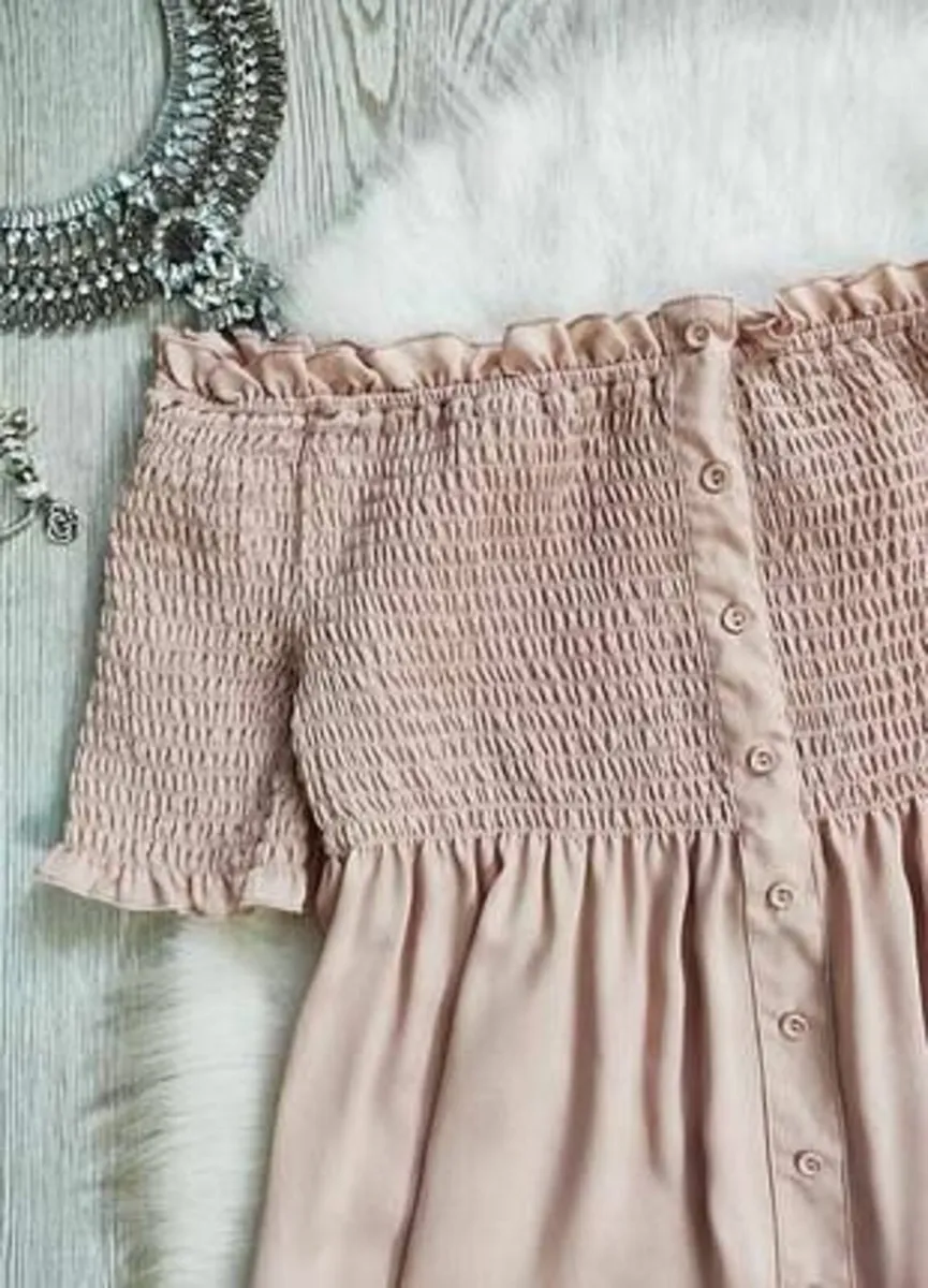 Stylish Off-the-Shoulder Blouse - Image 3