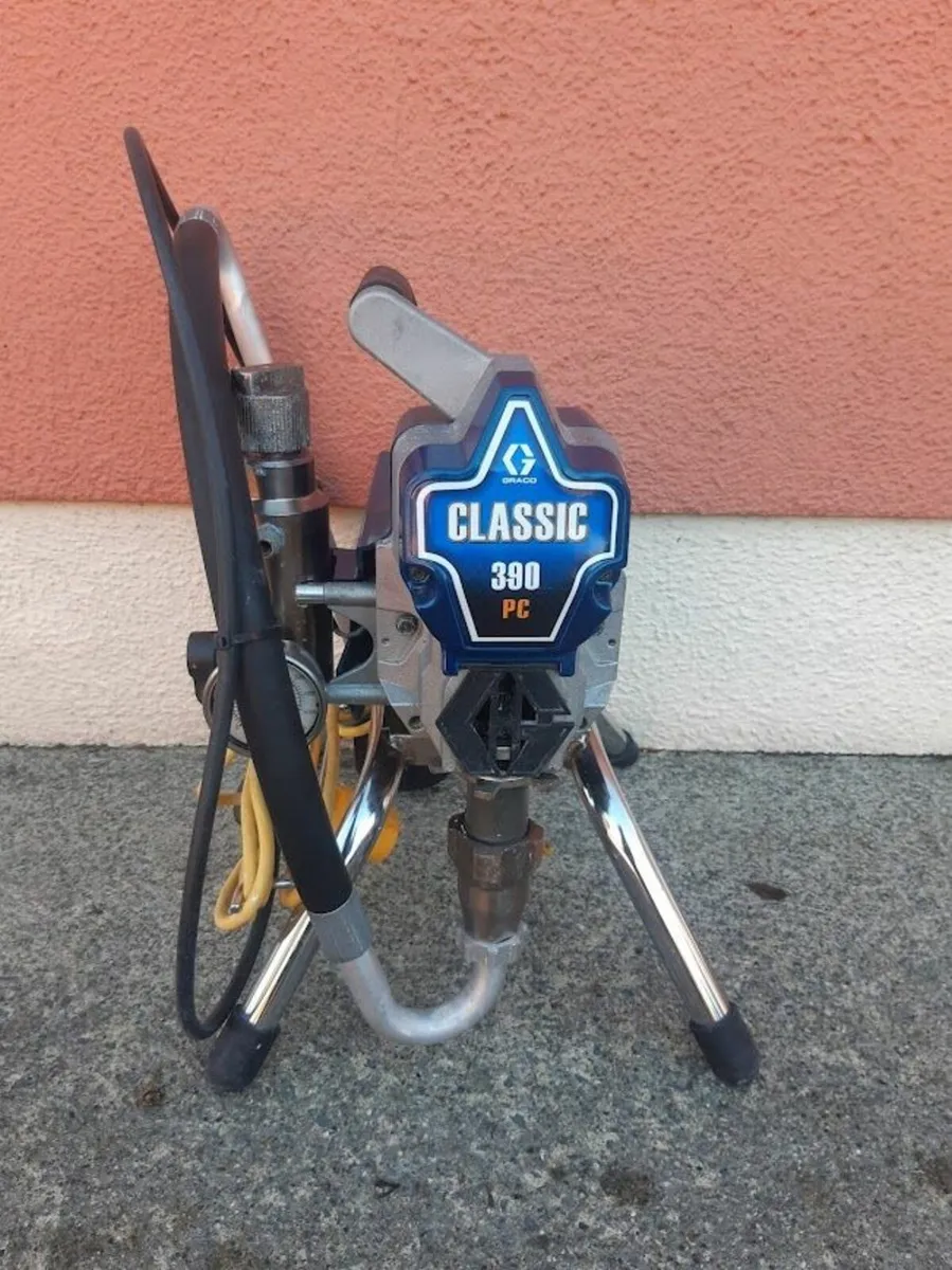 Airless paint sprayer - Image 1