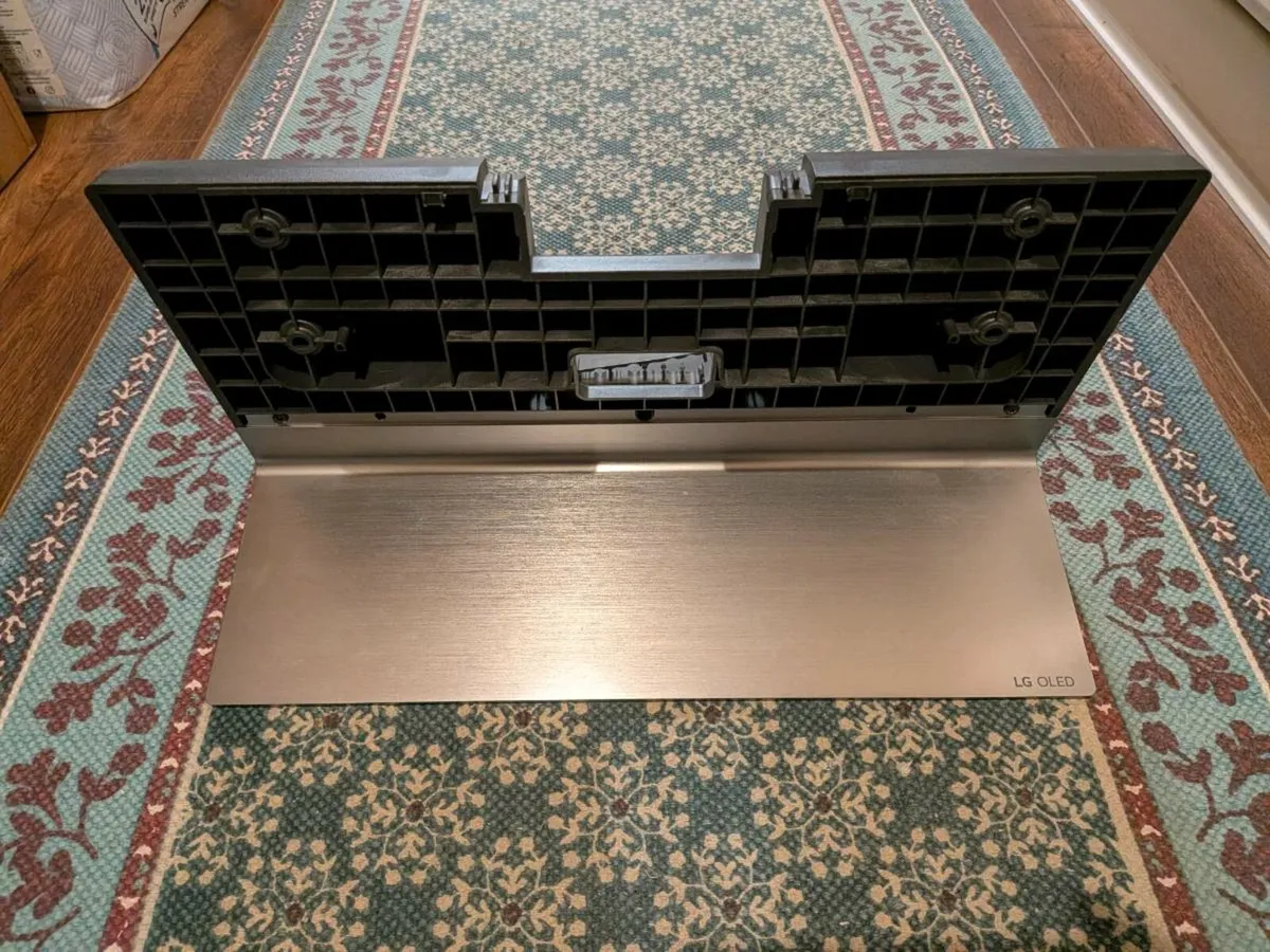 LG SR-G3WU65 G2 & G3 TV Stand - Image 1