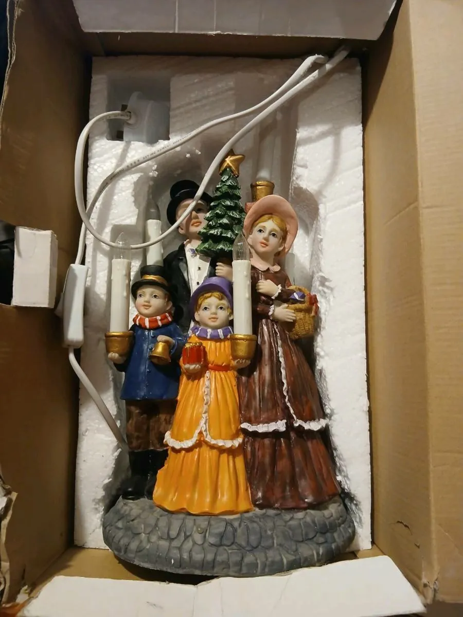 LED carolsingers  candle bridge - Image 2