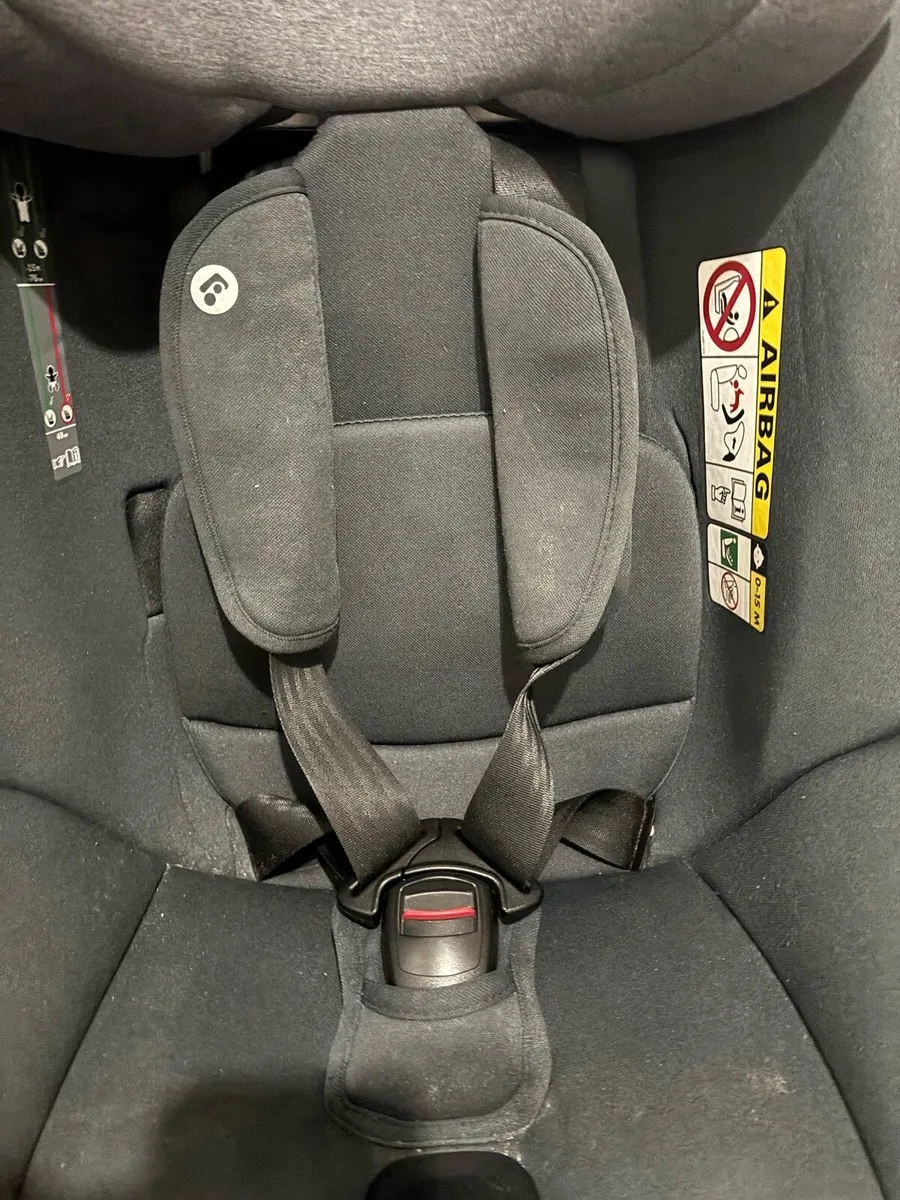 Maxi cosi car seat - Image 4