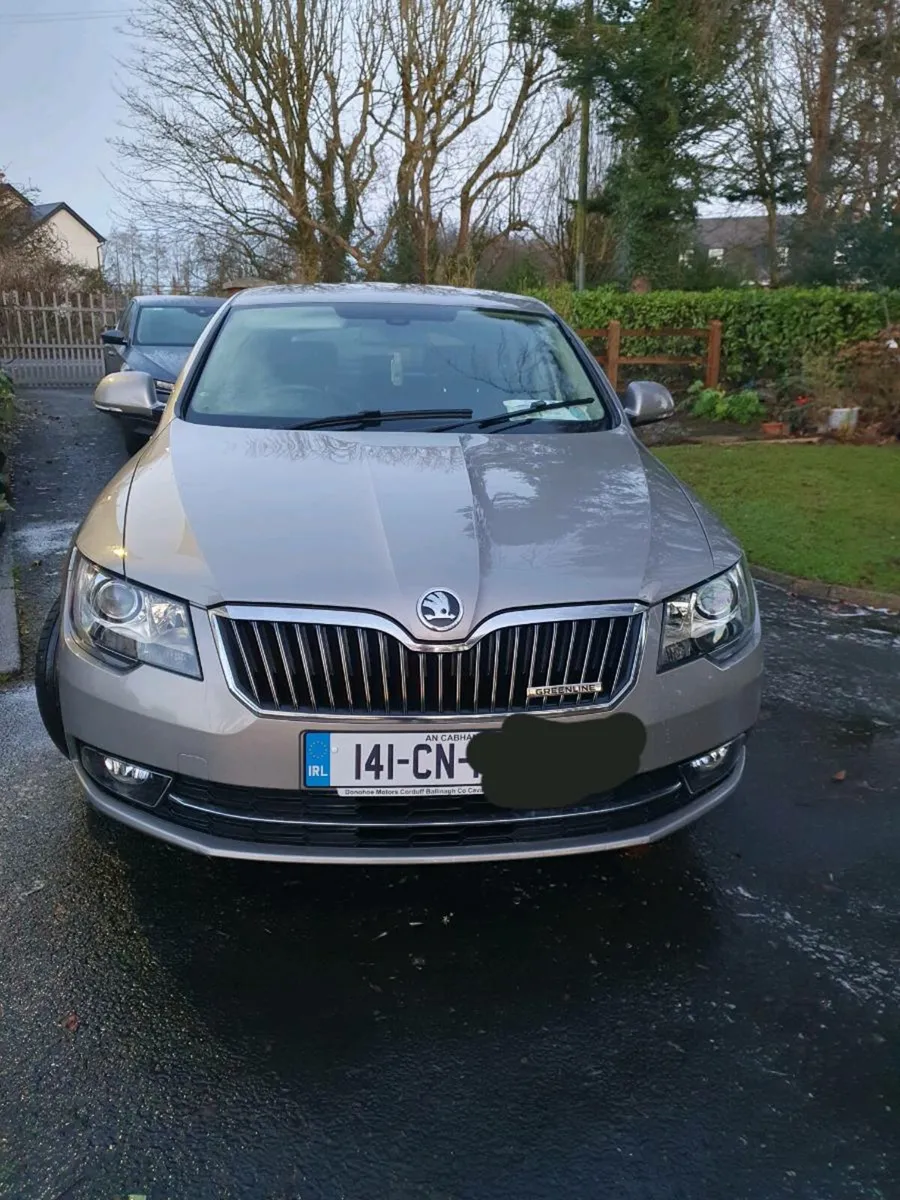 Skoda Superb - Image 1