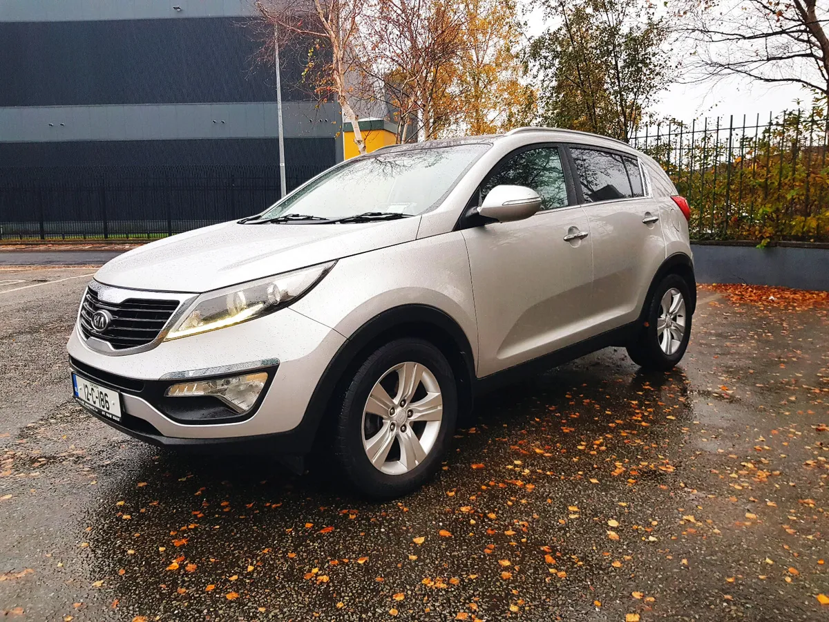 12 KIA SPORTAGE H-Spec ServHist Warranty V.Clean - Image 1