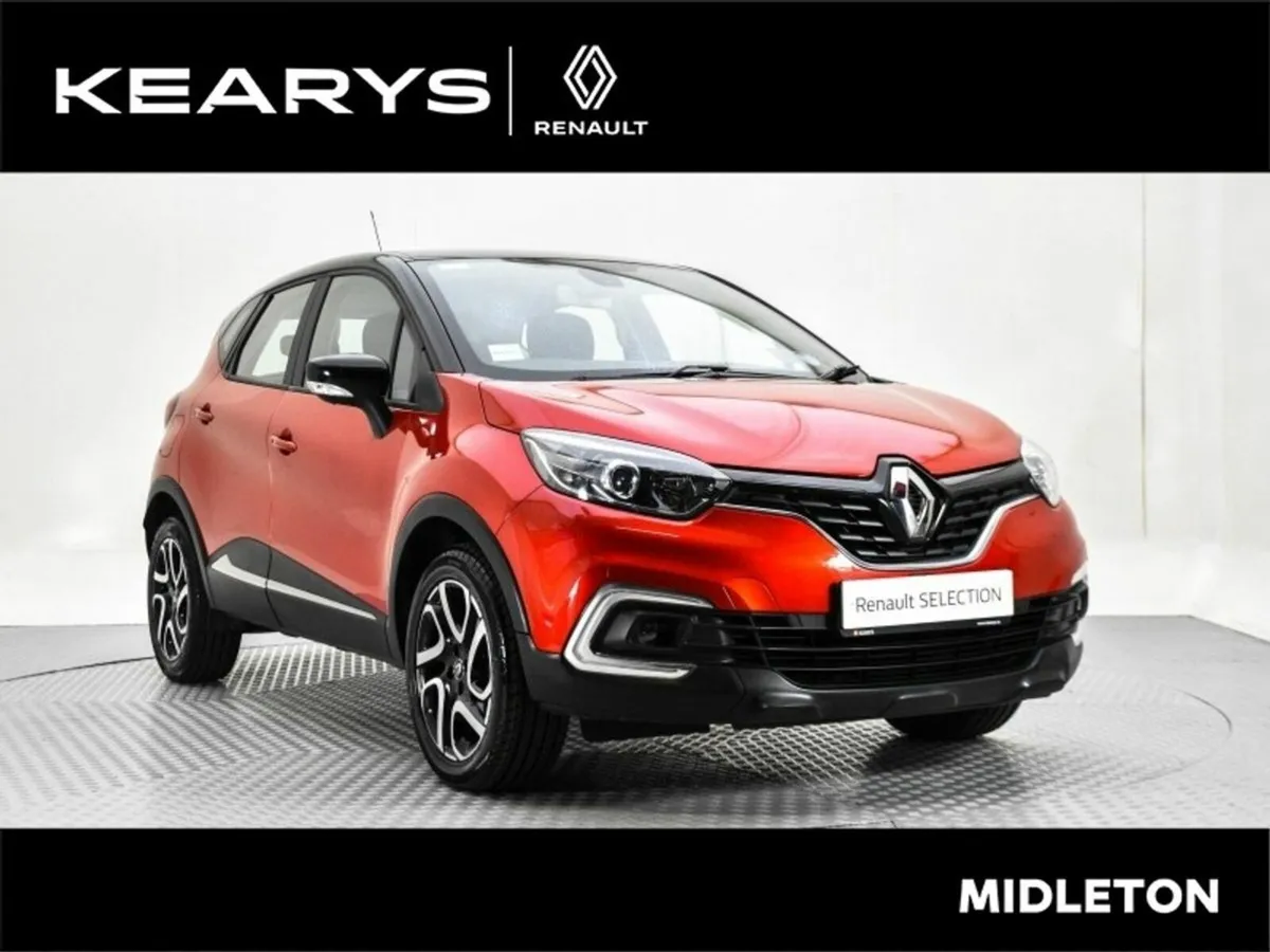 Renault Captur 0.9 TCe 90 ICONIC. Very Low Km's - Image 1