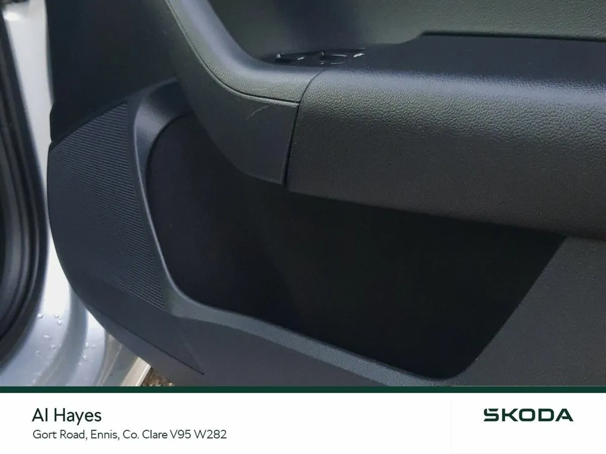 Skoda Octavia **1 OWNER**SOLEIL SPEC 1.6TDI 115BHP - Image 3