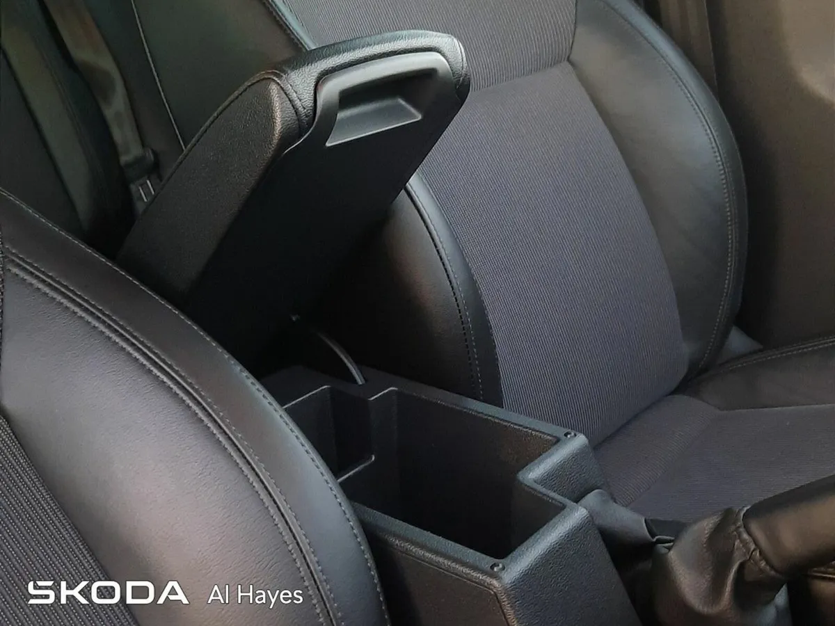 Skoda Octavia **1 OWNER**SOLEIL SPEC 1.6TDI 115BHP - Image 4