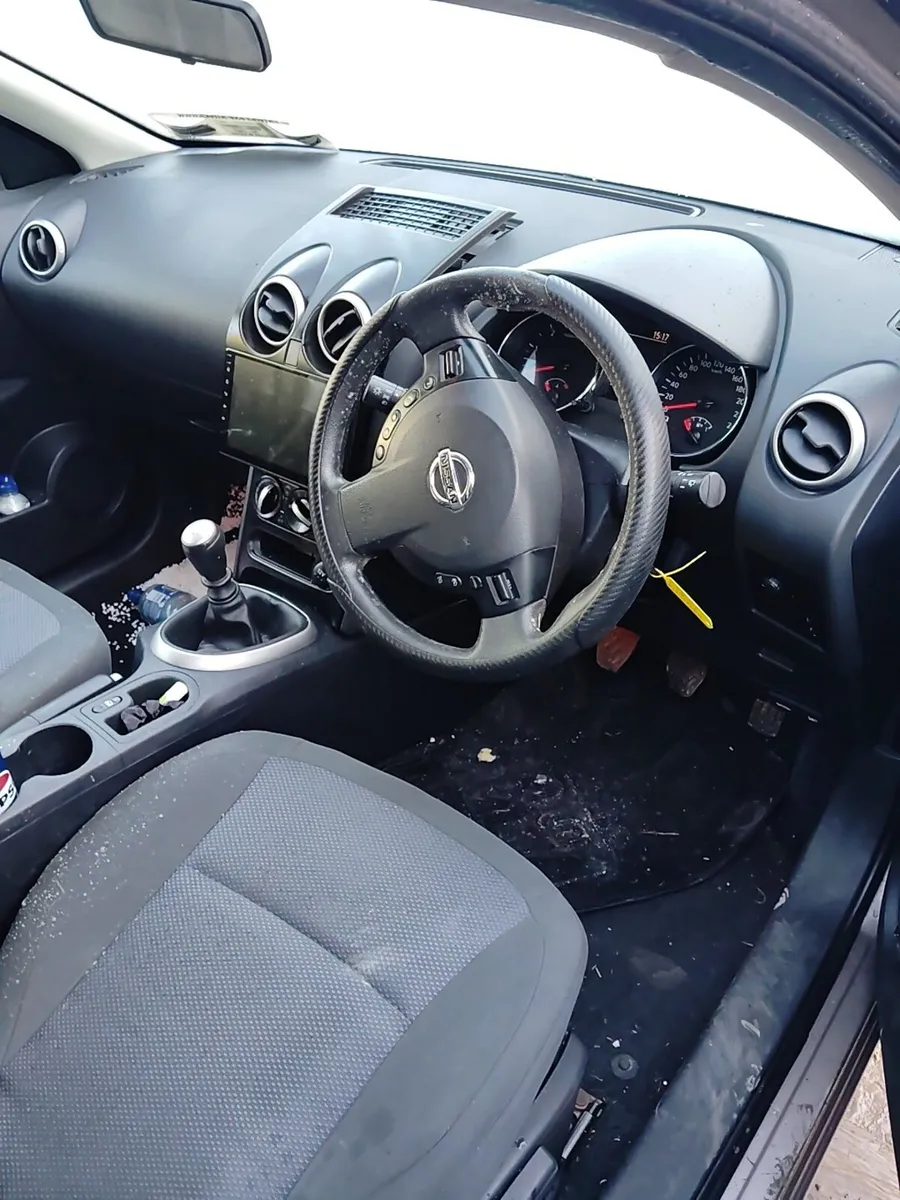 Breaking Nissan qashqai 2013 1.5tdci - Image 3