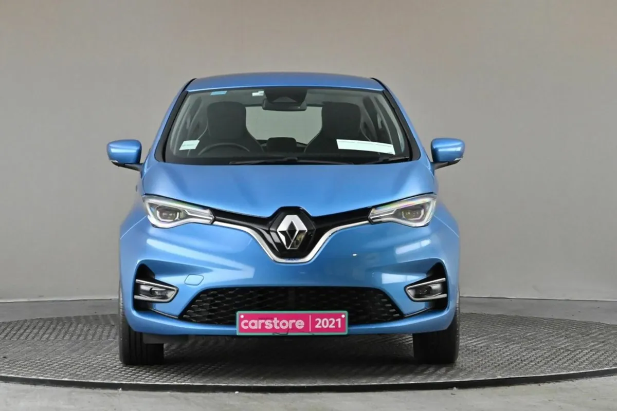 Renault Zoe *JAN 2026 PRICING NOW* ICONIC R135 Z.E - Image 2