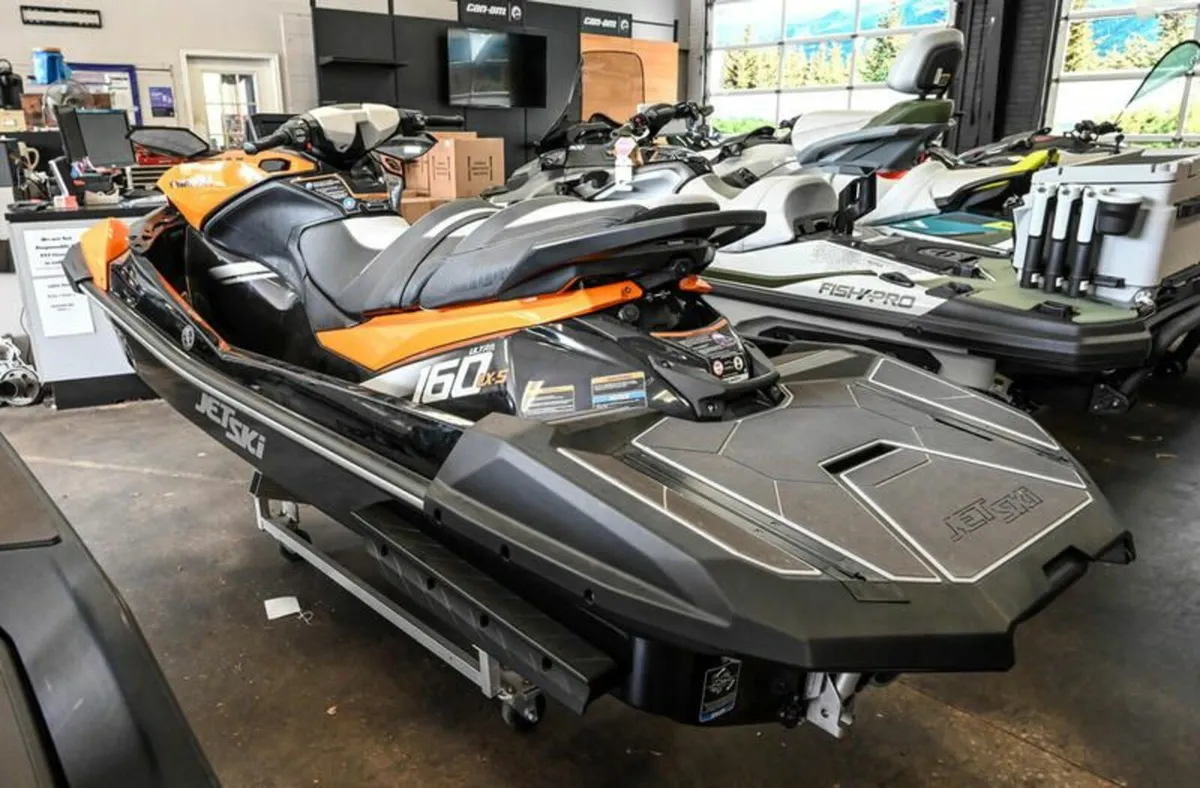 NEW KAWASAKI ULTRA 160 LX-S JETSKI * SAVE £7000 - Image 2