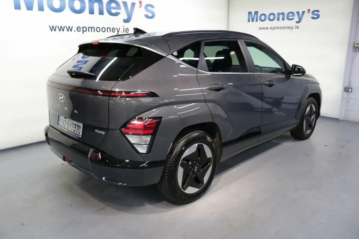 Hyundai KONA ELECTRIC ELEGANCE 48 kWh COMPACT SUV - Image 4