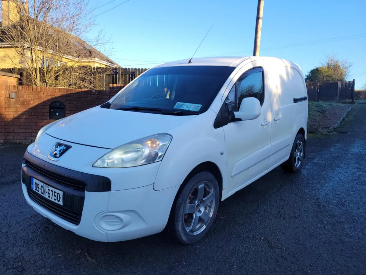 Peugeot Partner New Test 20-9-26 Taxed 04-26 - Image 1