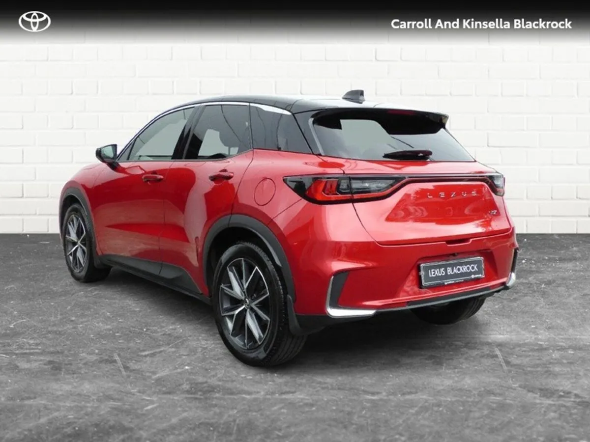 Lexus LBX Hybrid Emotion - Image 2