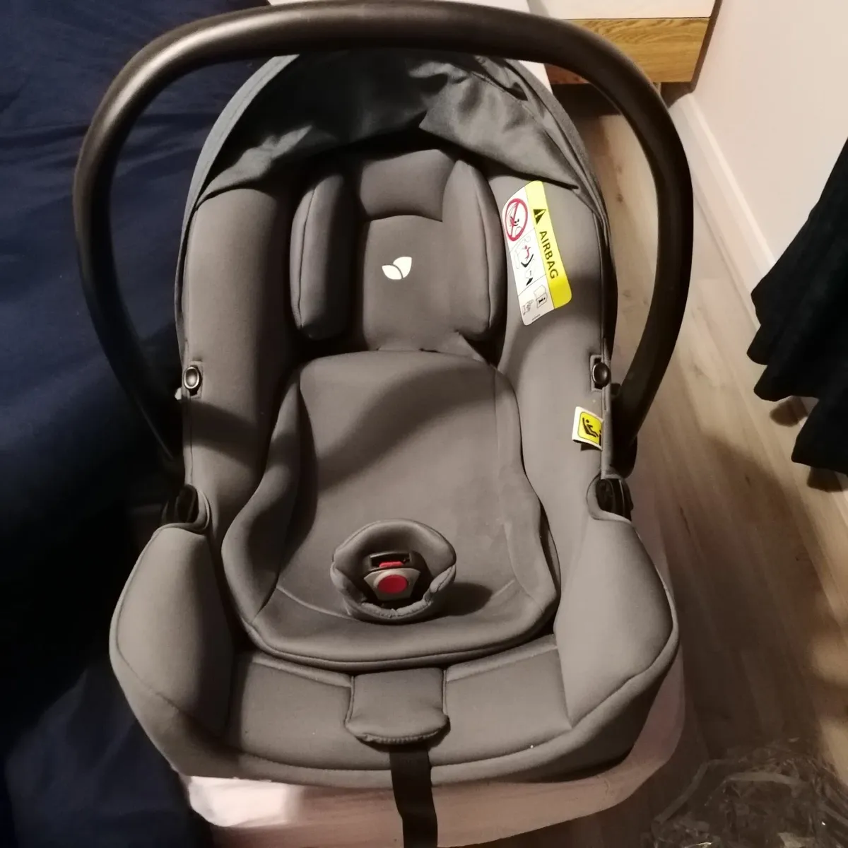 Car seat FREE - Image 3