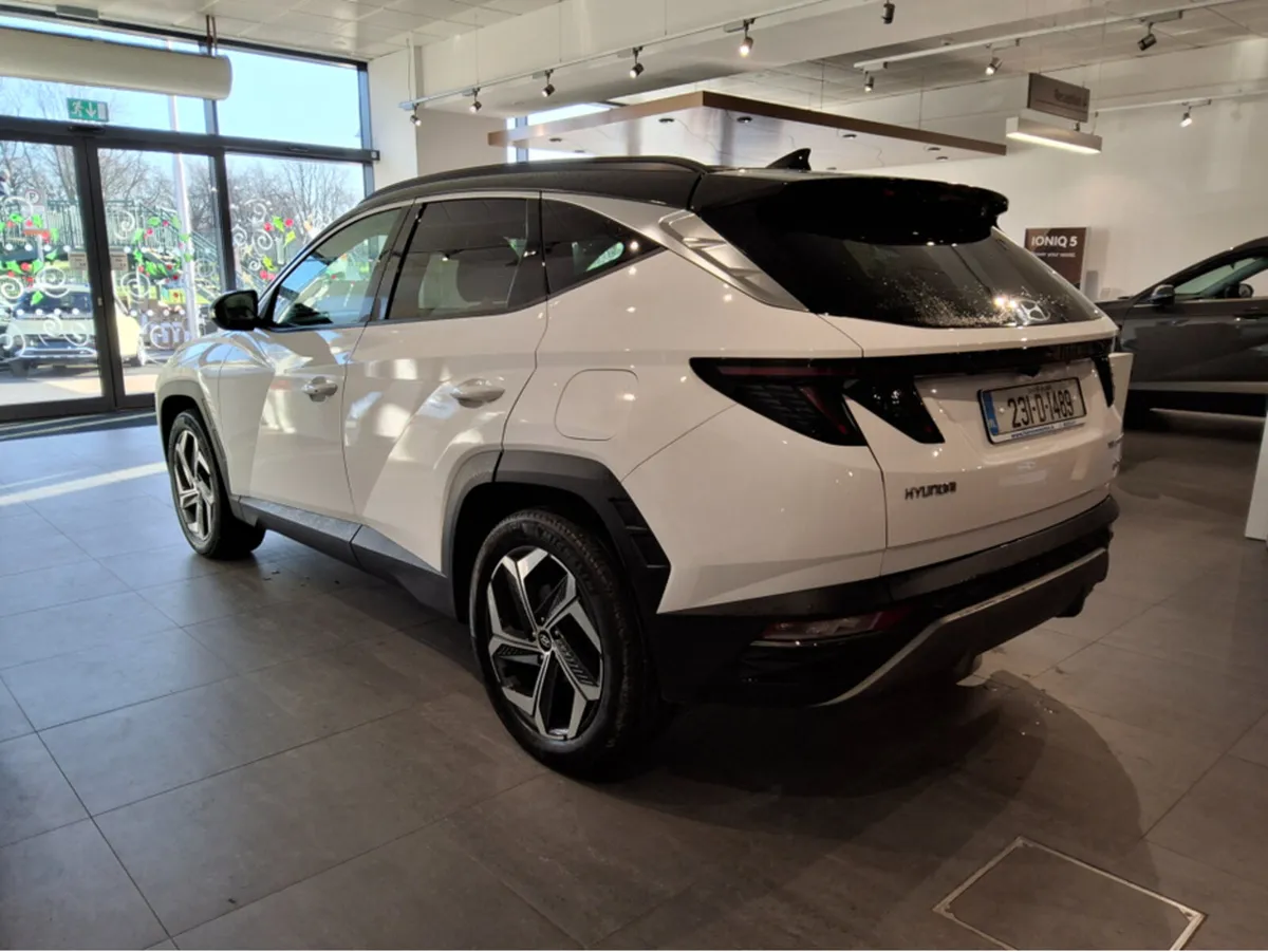 Hyundai Tucson 4WD EXECUTIVE PLUS ** PLUG IN HYBRI - Image 4